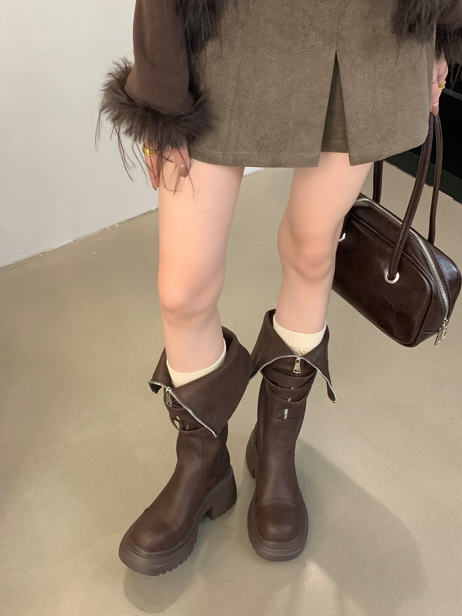 1753853258882_KG3WTl.jpg Genuine Leather Two-Way Lace-Up Motorcycle Boots Women 2025 Autumn Winter New Round Toe Thick Sole Fashion Boots Belt Buckle High Top Trendy